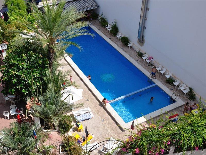 Hotel Cuco Benidorm Exteriör bild
